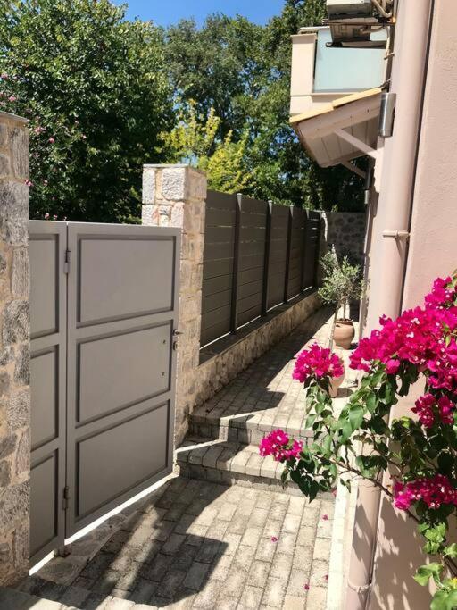 Villa Oleander Agios Nikolaos Loutra Edipsou Exteriér fotografie